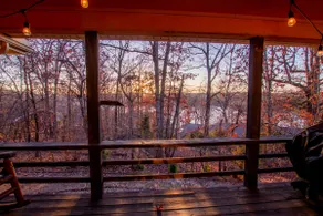 Natural State Lodge-Arkansas Decor/Near Trails - Image 3