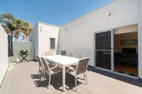 Beach Walk Apartment - Image 5