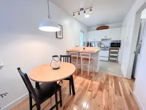 Under the Oak Cottage - Image 3