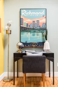 Designer King Loft in Downtown Richmond + Parking - Image 5