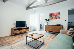 Apartment on Cours in the Heart of the City - Image 3