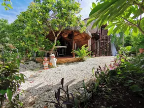 Uh Najil Dzul. Cabin: Foreigner's house - Image 2