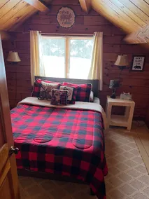 Cozy Cabin Lakeside Retreat Eagle Lake Maine - Image 5