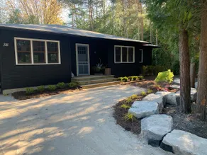 The Cottage on Jane - Image 2