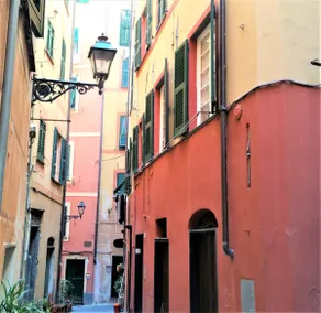 Parking, Al Mare by Loretta Porticciolo di Camogli - Image 2