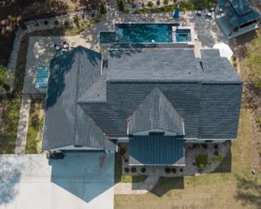 Lake house w/ a pool and Pickleball court - Image 5