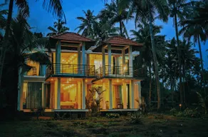Coconut Cove- Luxury 4BR Beach Villa Varkala - Image 2