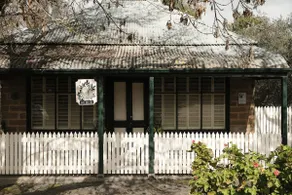 Wild Olive Cottage Clare Valley - Image 2