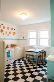 Heritage House - A Retro Home Steps to Hertel Ave! - Image 2
