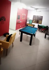 Spacious, airy house, lots of games and a cinema room! - Image 4