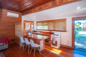 Harris Hideaway - Image 3