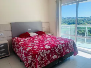 Beautiful and spacious apartment, ideal for families and groups - Image 2