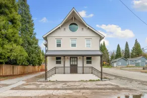 Ski Village Retreat, Bungalow & Game Room - Shasta - Image 3