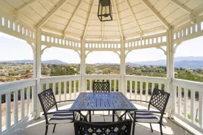 ♥ Of Wine Country | Privacy+, Gazebo, BBQ, Jacuzzi - Image 3
