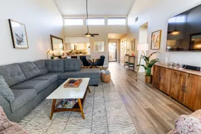 Steps to Pool, BEST Location, Private Feel-Dogs Ok - Image 3