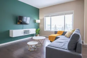 Modern & Bright - Cochrane Home with a View - Image 2