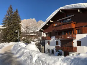 Luxury Panoramic 3BR Apt 2min to Centre 5min to Lifts - Image 3