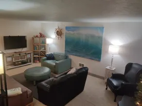 Cozy Upper Level Condo with River View - Image 4