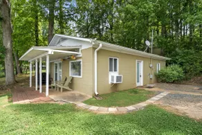 The Cabin on Lake Norman - Image 5