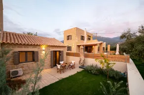 Studio Iro - Image 2