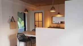 Studio w/ Kitchen, AC, Hot Water & Pool by beach! - Image 4