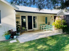 Whitesands Dunsborough Beach Cottage - Image 4