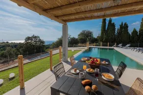 Exclusive Sea View Villa Madelaine - Image 4