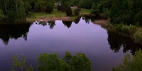 Modern / Rustic Cabin • Minutes to Frankenmuth - Image 4