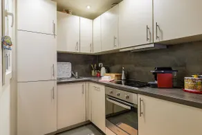 Charming 2 rooms of 55 m2, hyper-centre Cathedral - Image 5