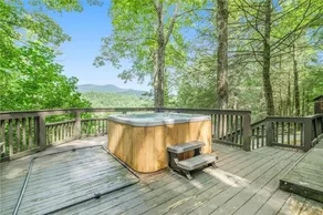 The Harpers Creek Rustic Lodge & Cabins Mountain Retreat- Sleeps  up to 24 - Image 2