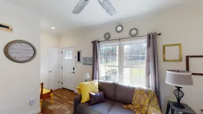 Bluebird Cottage B: Quiet, Firepit, Patio, Games - Image 4