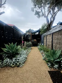 Cape Colonnades Alleyway - Image 3