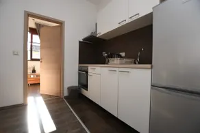 Super apartamento com ar condicionado, WiFi, bem-estar, a apenas 500 m da praia - Image 4