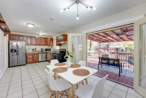 Beautiful Main+Guest House! Walk to Battery/Truist - Image 2
