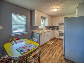 Nanny’s Place - Excellent WiFi - 3BR/2Bath - Image 5