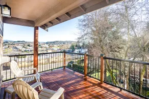 Newly Remodeled 4 Bedroom 4 Bath With Great View - Image 3