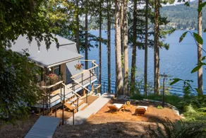 Casa Las Nubes NEW! Whatcom Lakefront Cabin/HotTub - Image 2