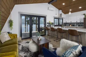 Casa Las Nubes NEW! Whatcom Lakefront Cabin/HotTub - Image 4