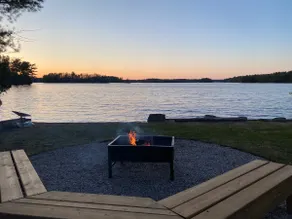 Severn Waterfront Cottage with breathtaking sunset - Image 5