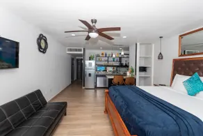 Ocean View Penthouse on the Hip Strip Montego Bay - Image 4