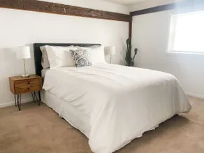 *FarmView Loft* - Beautiful Amish Farmland Views - Image 2