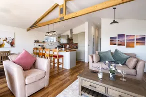 Edge of Padstow, 2 bedroom luxury lodge - Image 3