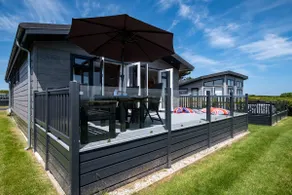 Edge of Padstow, 2 bedroom luxury lodge - Image 4