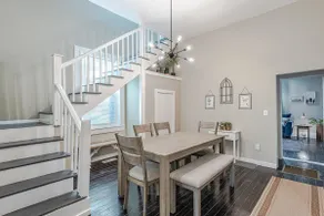 Magnolia Tree Triplex - Unit B Downtown - Image 4