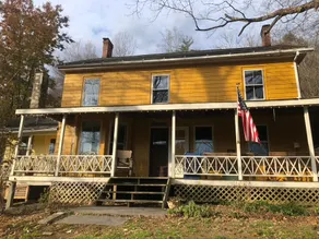 Slumberland Porch - Image 5