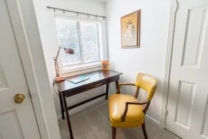 Cozy Friendliest Neighborhood in Heart of Midtown - Image 3