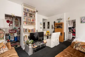 MANHATTAN GEM: A quite large charming apt - Image 2