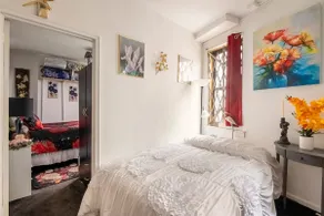 MANHATTAN GEM: A quite large charming apt - Image 4