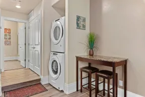 Downtown Lux King Suite | 400+ Wi-Fi | BYU - Image 3