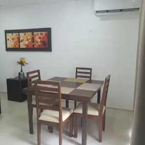 Comfortable house with a swimming pool and a very good location - Image 4